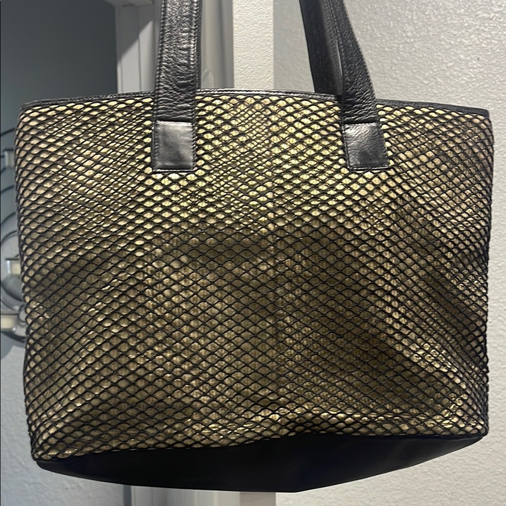 Brizzolari Elegant Black and Gold Tote Bag